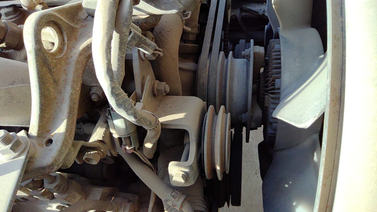1996 Isuzu Npr Engine Belt Tensioner Oem Drive Belt 4Bd2 3.9L
