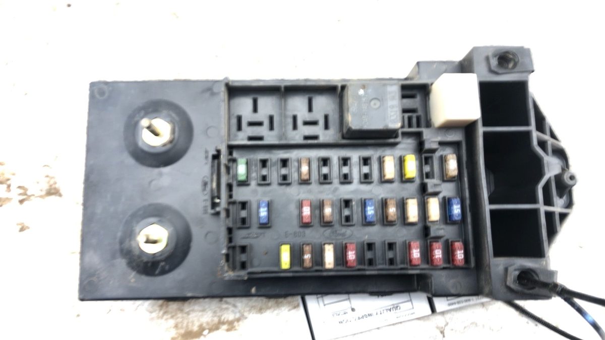 2001 Ford F450 Super Duty Cabin Fuse Relay Box Under Dash Powerstroke