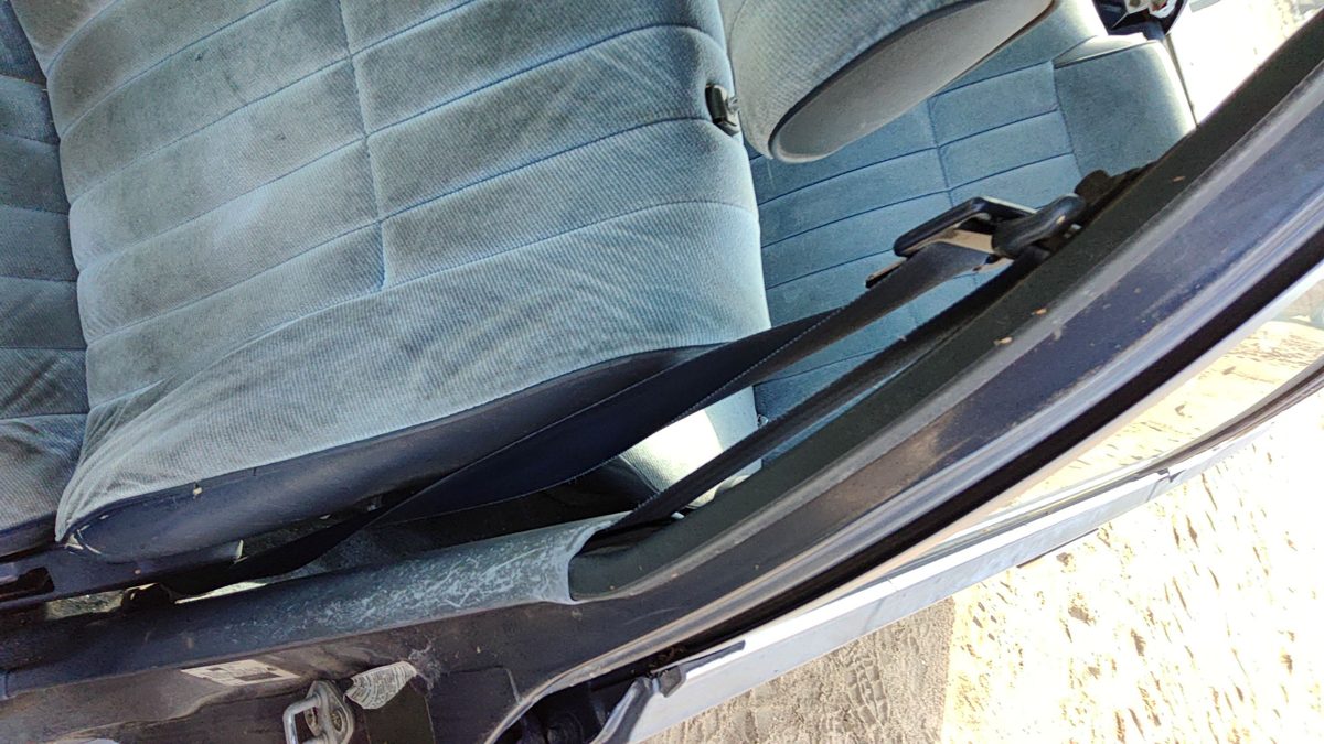 1984-1986 Toyota Camry Driver Left Front Seat Belt Retractor Oem Shoulder Blue
