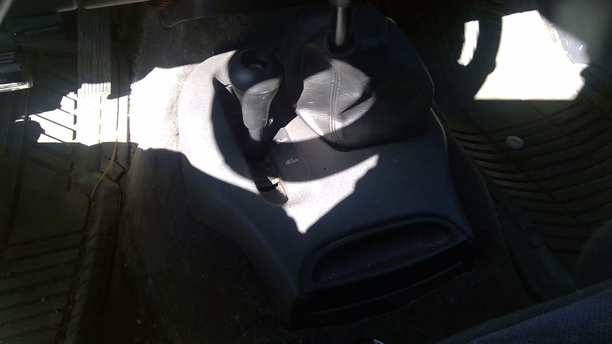 2000 Dodge Dakota Center Floor Console Shifter Trim Bezel Manual Trans 4X4