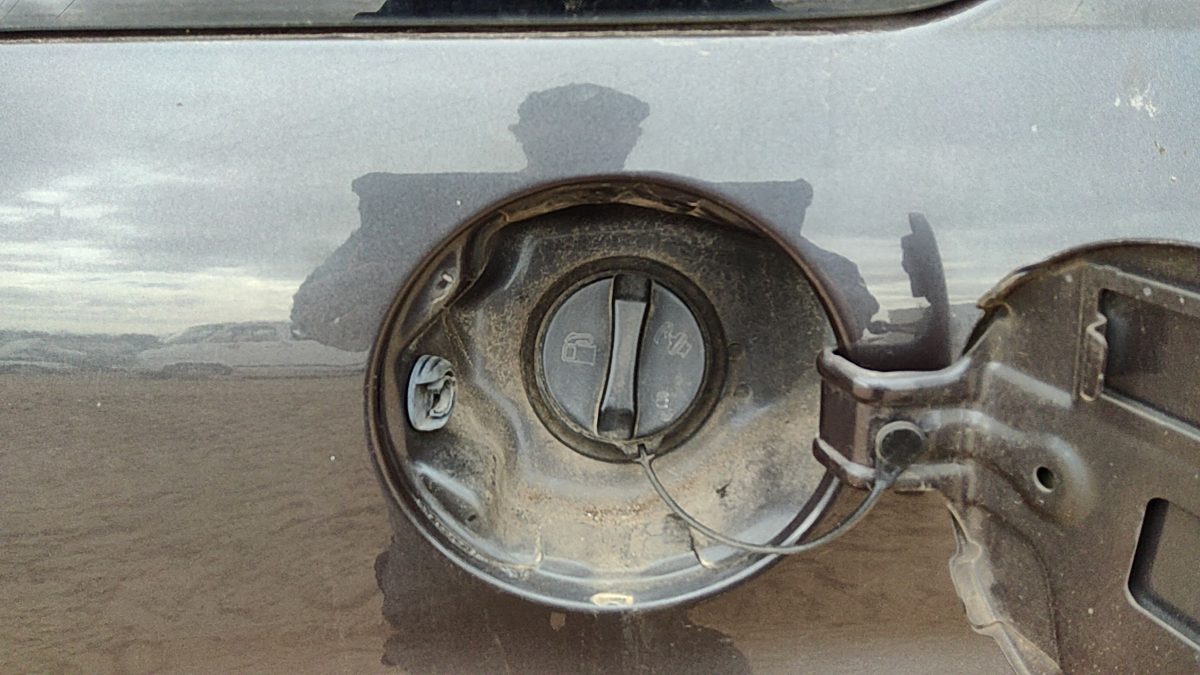 2005-2009 Chevy Equinox Fuel Filler Neck Assembly With Gas Cap Oem 25820152