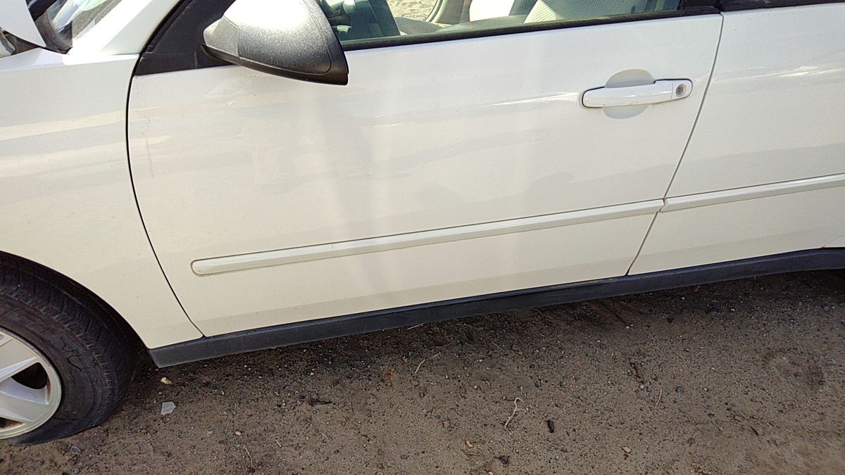 2005 Chevy Malibu Front Door