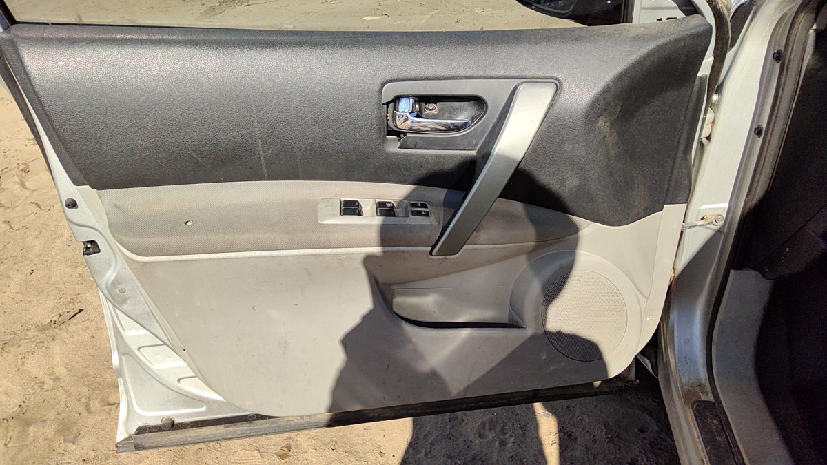 2013 Rogue Except Sport Front Door Trim Panel