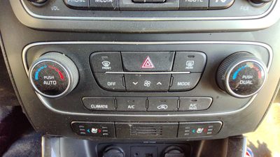 2014-2015 Kia Sorento Temperature Control Module In Dash Heater Ac Head Unit Oem