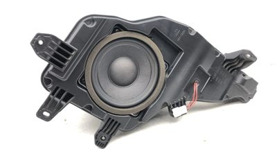 2016 Hyundai Tucson Factory Subwoofer Oem Rear Speaker With Box Stereo Radio