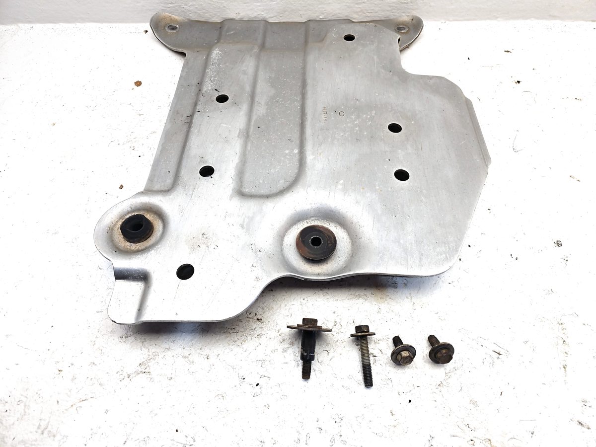 1999 Chevy Silverado 1500 Transfer Case Skid Plate 4X4 Oem With Bolts 15152822