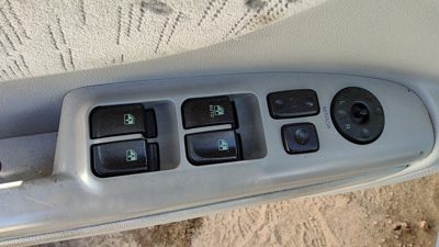 2007 Hyundai Sonata Door Switch Front