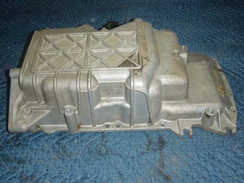 1996 Pontiac Grand Am Engine Oil Pan 2.4L Oem 24574397