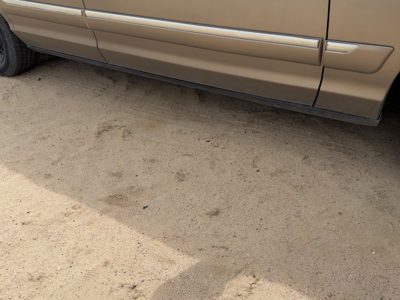 98-08 Grand Marquis Passenger Right Lower Rocker Panel Moulding Side Skirt Oem