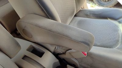 2006 Chevy Hhr Armrest