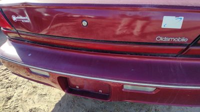 1996-1999 Olds 88 Middle Tail Light Oem Third Brake Lamp Trunk Lid Mounted