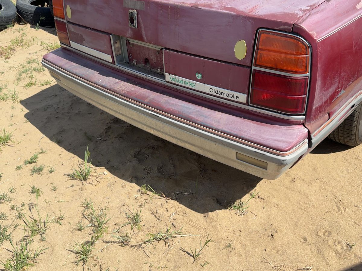 1986-1989 Olds 88 Rear Bumper Cover Assembly Oem Back 22525201