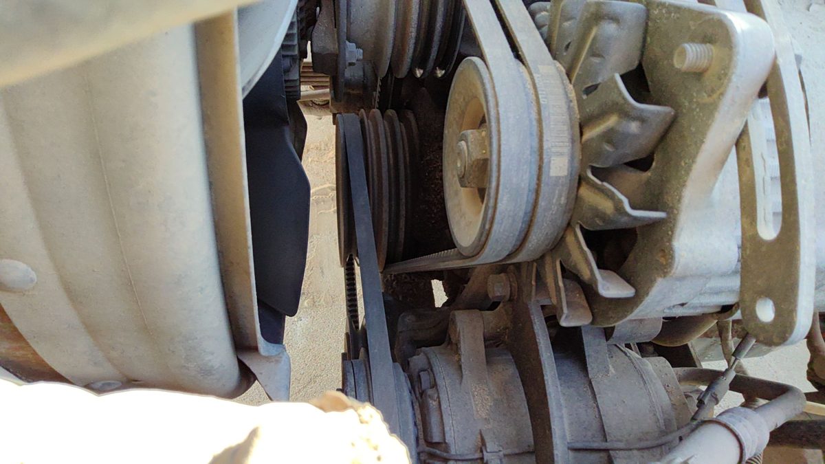 1996 Isuzu Npr Harmonic Balancer Crankshaft Pulley With Bolt Oem 4Bd2 3.9L