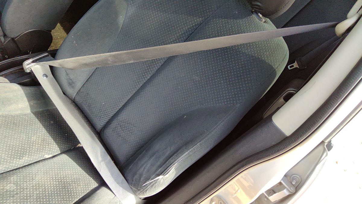 08-09 Nissan Versa Driver Left Front Seat Belt Retractor Oem Shoulder Charcoal G