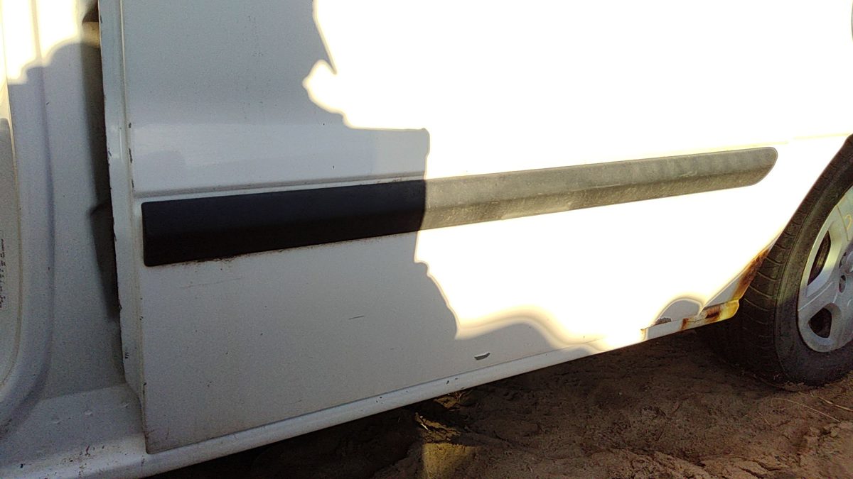 2007 Ford Freestar Driver Left Rear Moulding From Door Oem Back Trim Strip