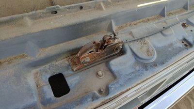1981-1988 Gmc Sierra C3500 Hood Latch Assembly With Bracket Oem 15606587