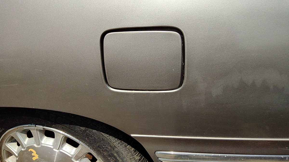 1999 Cadillac Deville Fuel Tank Door