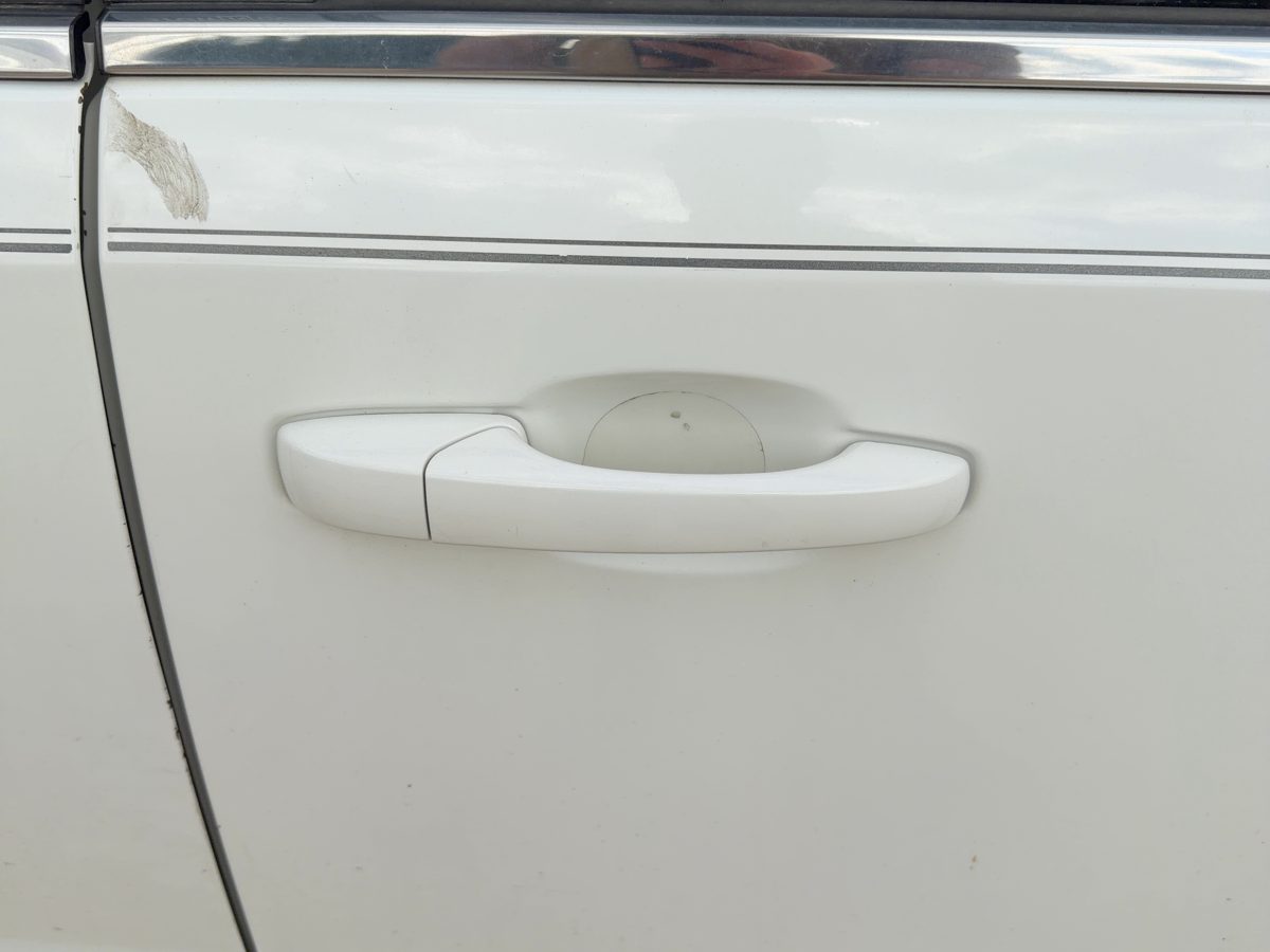 08-16 Town & Country Driver Left Rear Outside Door Handle Oem Back White Pw1