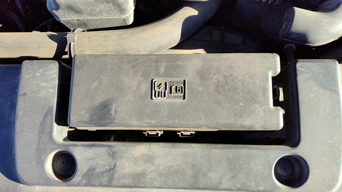 2007-2008 Ford Expedition Engine Fuse Box Power Distribution Panel Oem