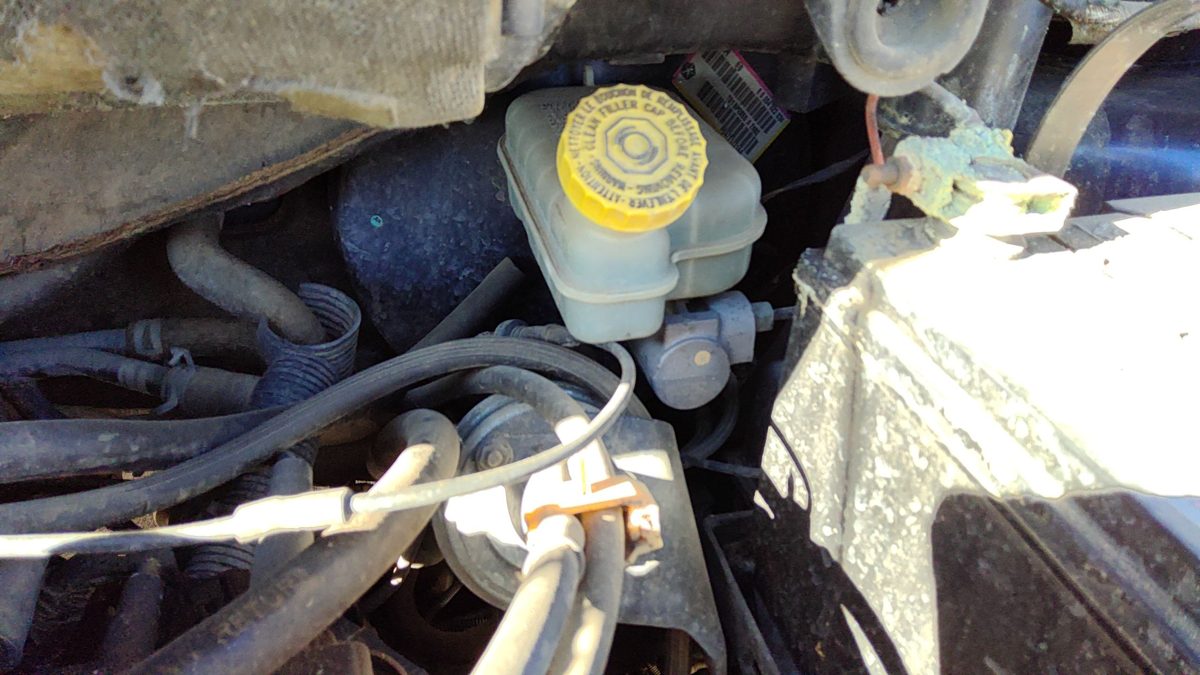 2001-2007 Dodge Caravan Power Brake Booster With Master Cylinder Pair Set Oem
