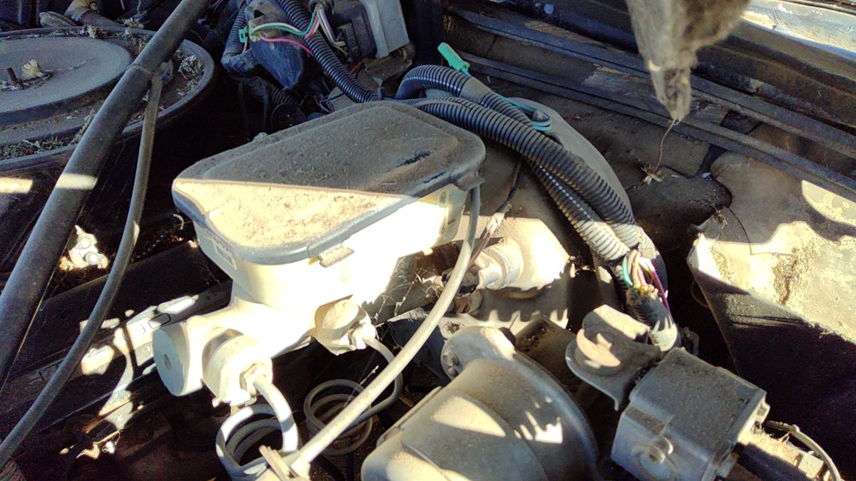 1980-1984 Deville Sedan Power Brake Booster With Master Cylinder Pair Set Oem