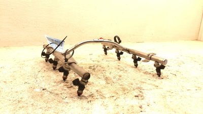 2006-2009 Chevy Impala Complete Fuel Rail With Injectors Set Loaded Oem 5.3L