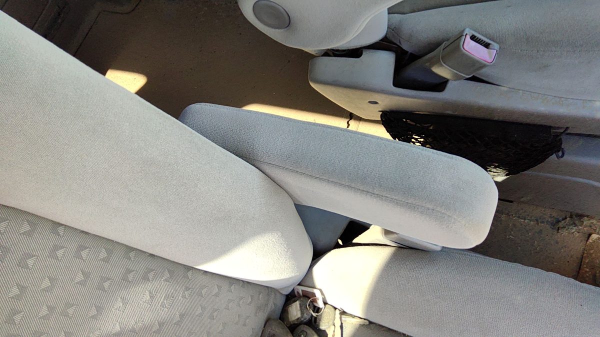 2007 Chevy Uplander Armrest
