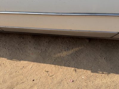 1986 Oldsmobile 98 Passenger Right Front Lower Moulding From Door Oem