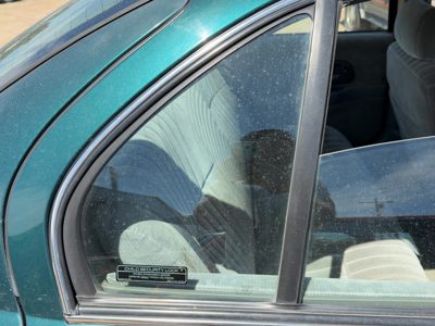 95-01 Chevy Lumina Passenger Right Rear Vent Window Back Door Glass OEM 10283742