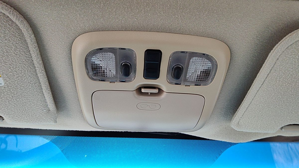 2005-07 Ford Escape Center Overhead Console Oem Dome Light Map Lamp Nh Dark Tan