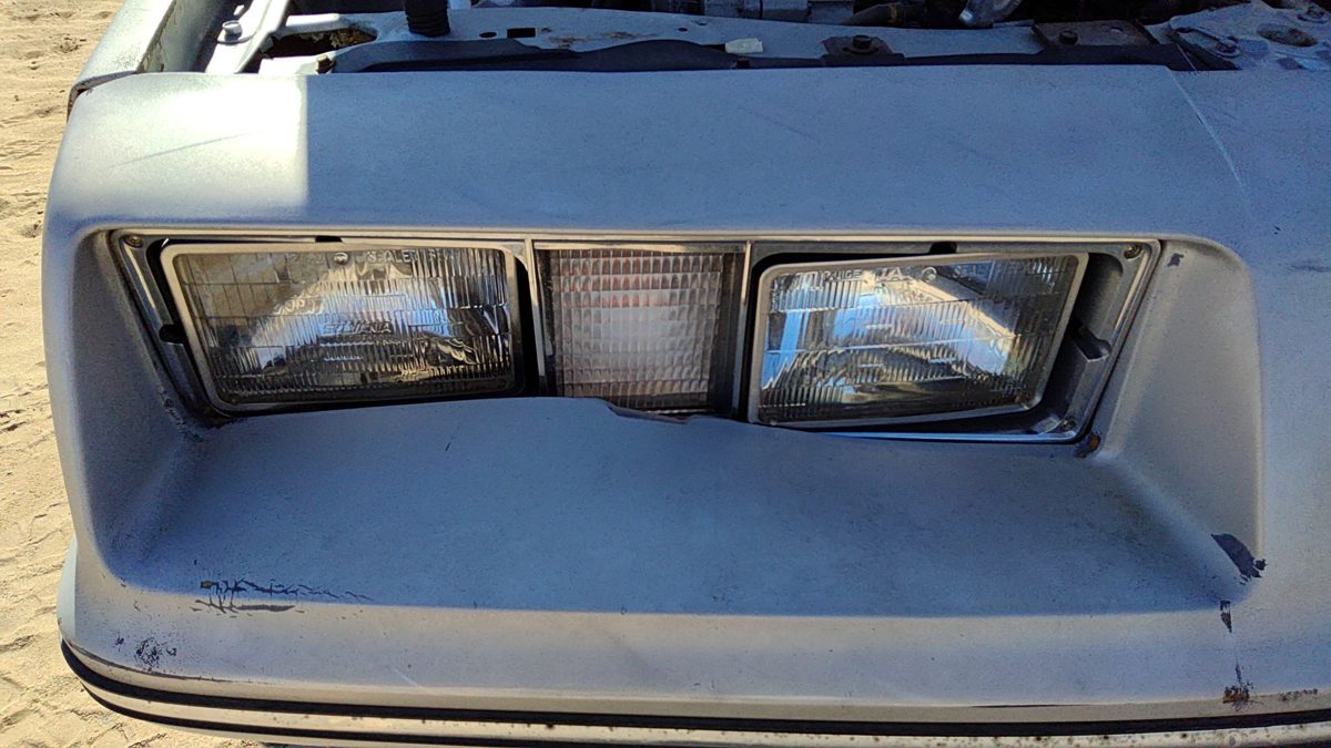1982-1983 Oldsmobile Firenza Passenger Right Head Light Oem Front Lamp