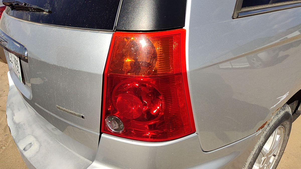 2004-2008 Chrysler Pacifica Passenger Right Tail Light Brake Lamp Oem Rear