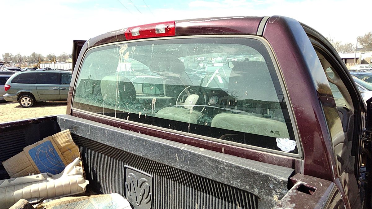 2003-2009 Dodge Ram 2500 Back Glass Rear Window Oem 55277037Aa