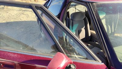 1992-1999 Olds 88 Passenger Right Front Vent Window Small Door Glass With Frame