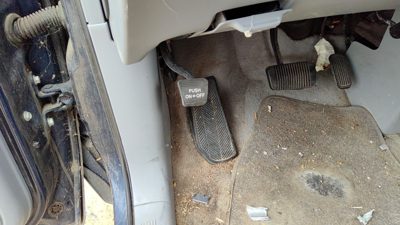 2001 Toyota Sienna Parking Brake Pedal Assembly Oem Complete Emergency Unit