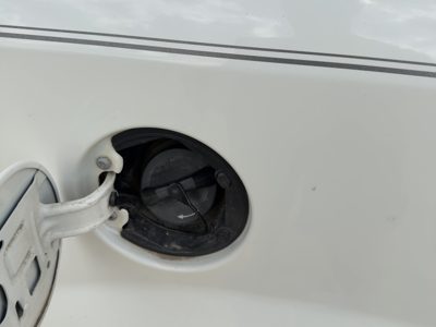 2008-2011 Chrysler Town & Country Fuel Filler Neck Assembly With Gas Cap Oem