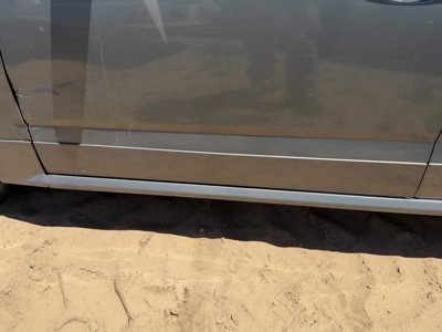04-05 Srx Driver Left Front Moulding From Door Oem Trim Strip Silver 42U