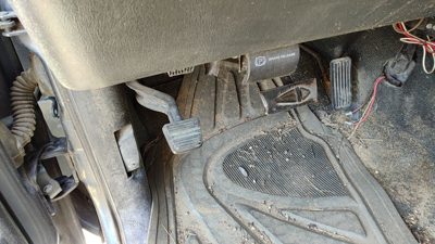 99-04 Gmc Sierra 2500 Parking Brake Pedal Assembly Oem Complete Emergency Unit