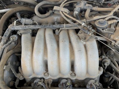 1998 Nissan Maxima Upper Intake Manifold Oem 3.0L 140102L910