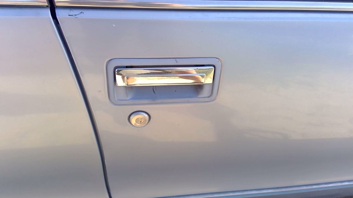 1991 Chevy Caprice Passenger Right Front Outside Door Handle Oem