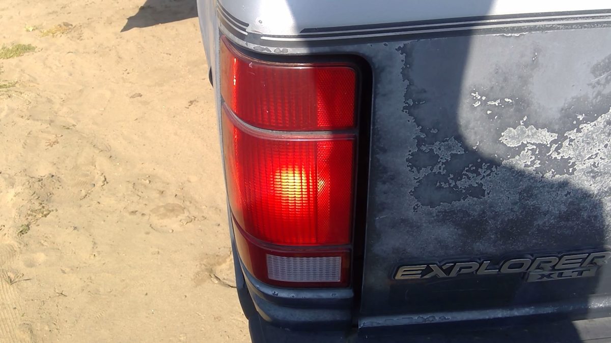 1991-1994 Ford Explorer Driver Left Tail Light Oem Brake Lamp Rear F3tz13404b