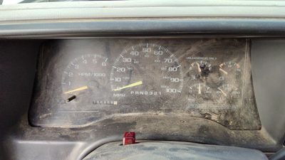 1995-99 Chevy Suburban Speedometer Cluster Instrument Gauges Panel Oem Dash