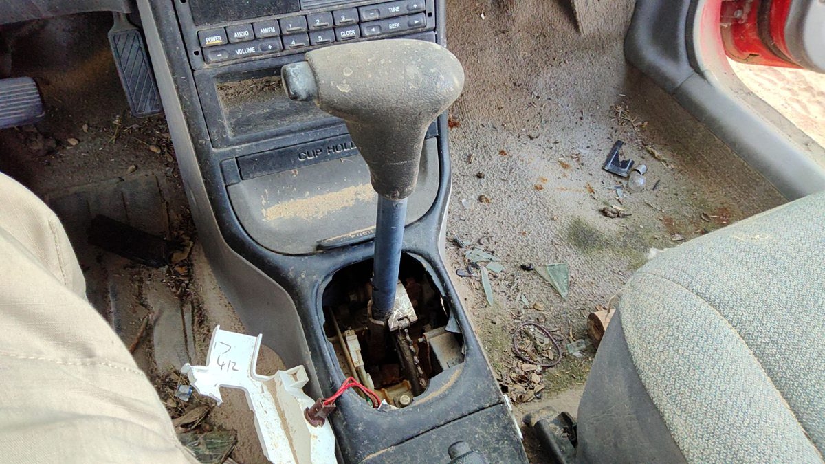 1995 Ford Aspire Floor Shifter Lever Assembly Shift Unit Automatic Transmission