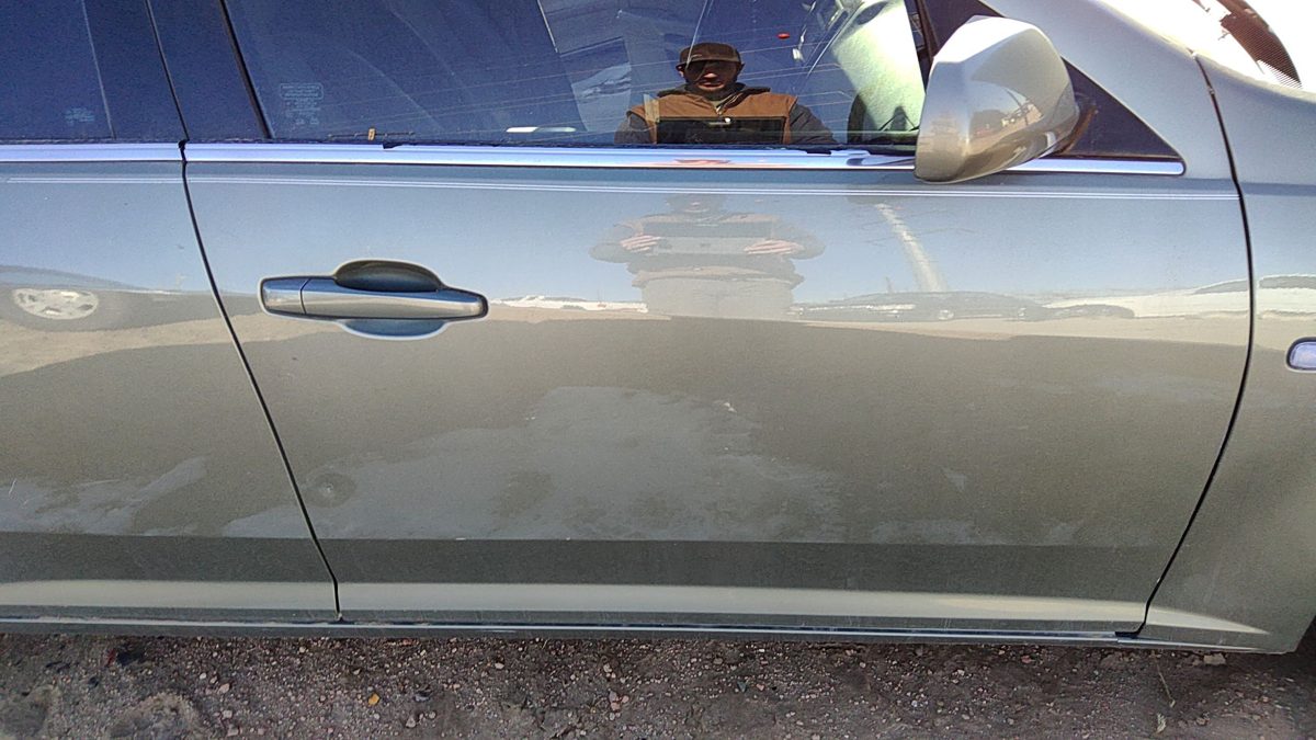 2005 Cadillac Sts Front Door