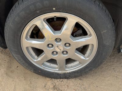 2003 Cadillac Seville Wheel