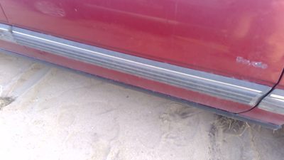 1990 Olds Eighty Eight Passenger Right Front Moulding From Door Oem Trim Strip