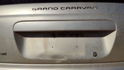 07 Caravan License Plate Trim Surround Panel Tail Trunk Finish Ps2 Bright Silver