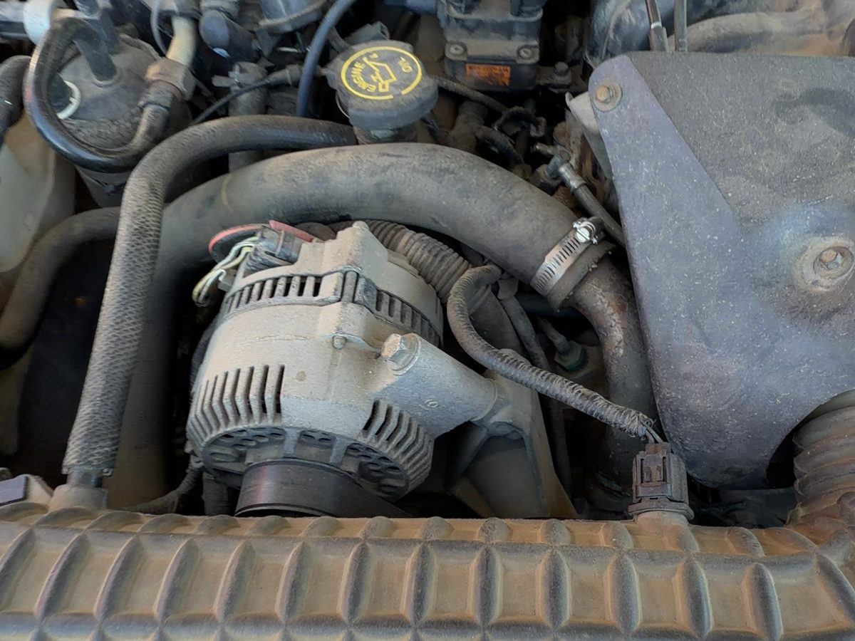 1996 Ford Ranger Alternator Bracket