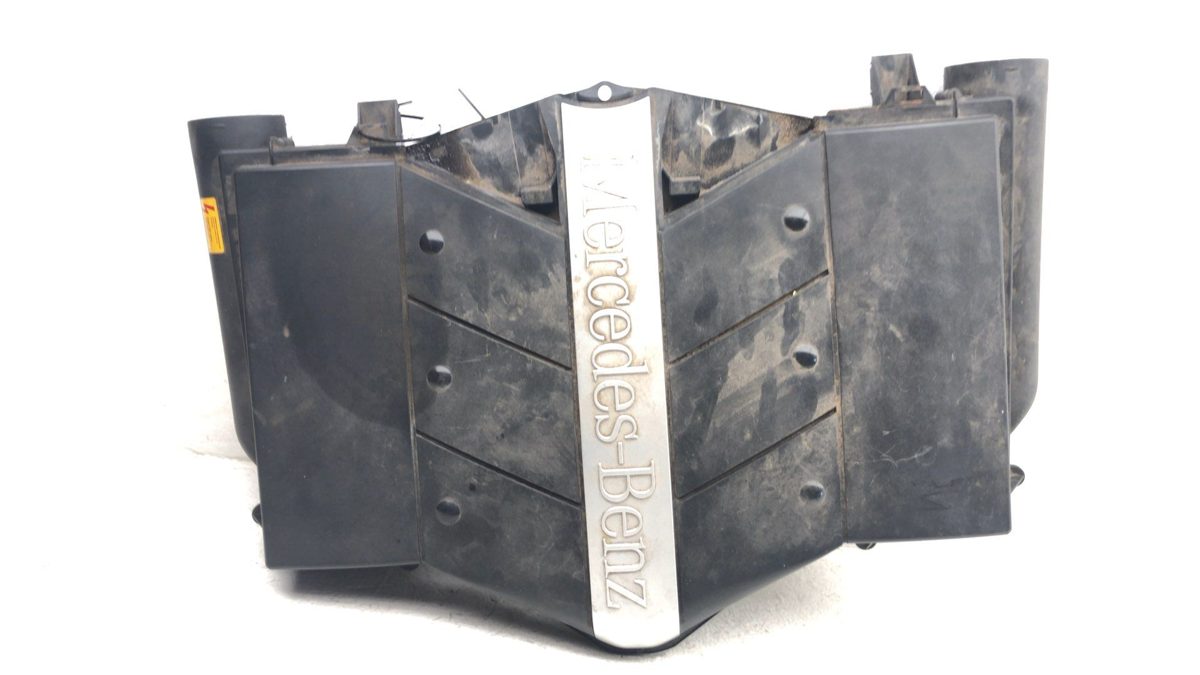 2003-2005 Mercedes C240 Air Cleaner Filter Box Oem Intake Housing Awd