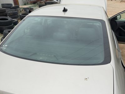 2011-2018 Vw Jetta Back Glass Rear Window Oem 5C6845051